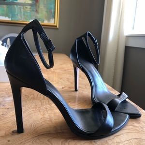 Zara pointed heels 9/40